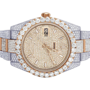 Superbe montre pour homme avec chiffres arabes sur le cadran fabriquée avec des diamants ajoutant élégance et classe - Product Image 2