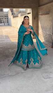 Top de fiesta de seda de diseñador y Plazzo con Dupatta de lujo para ocasiones especiales - Product Image 3