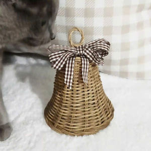 Hermosas campanas de árbol de Navidad de ratán, decoración hecha a mano ecológica con tamaño y Color personalizables y acabado de lentejuelas/brillo - Product Image 3