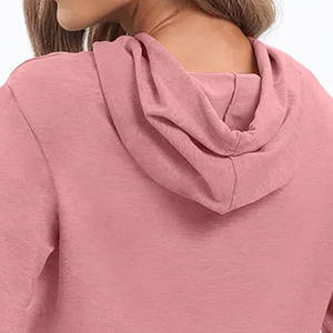 OEM Automne et hiver, sweat-shirt à capuche pour femme, manches longues, avec doublure à carreaux, style décontracté brodé, nouveau crop top - Product Image 5