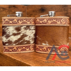 2024 Popular Customized Whiskey Liquor Wine Stainless Steel Hand Tooled Leather <b>Hip</b> <b>Flask</b> High Quality Cowhide Leather <b>Hip</b> <b>Flask</b> - Product Image 1