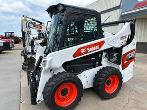 2022 pour chargeuse compacte Bobcat S64 avec composant moteur central - Product Image 6