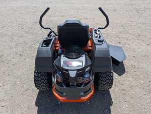 เครื่องตัดหญ้า Husqvarna Z254F Zero Turn รุ่นใหม่ปี 2026 แรงม้า 23 แรงม้า เครื่องยนต์ Kohler 12V/24V/48V ไร้สาย โครงสร้างเหล็ก 2 จังหวะ สำหรับตัดหญ้าด้วยตัวเอง - Product Image 4