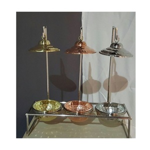 Ensemble de trois réchauds à buffet de couleurs différentes en acier inoxydable martelé avec couvercle suspendu - Product Image 3