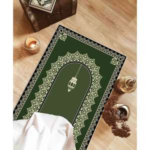Alfombra de Oración Islámica Verde: Decoración Musulmana para el Hogar, Accesorios para Mezquita, Alfombra Delgada No Tejida - Product Image 3