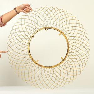 Top Selling Attractive Design New Arrival Iron Wire <b>Gold</b> Plated Wall <b>Mirror</b> For Home Office <b>Bathroom</b> Purpose Wall <b>Mirror</b> Decors - Product Image 3
