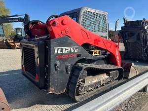 Cargadora Compacta TAKEUCHI TL12V2 2021, Cargadora de Orugas, Motor Diésel de 81 HP, Tracción en las 4 Ruedas, Bomba Hidráulica de Alto Flujo, Cabina Cerrada - Product Image 6