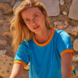 Camiseta Unisex Ultifresh Casual Performance Antiarrugas Minimalista Bordada Tejida Lisa con Cuello Redondo de Poliéster Dri-Fit - Product Image 2