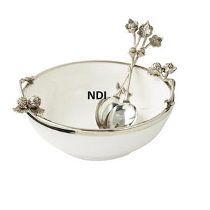 Bol de serveur de salade de fruits design élégant de vente chaude stockage de fruits bol en bois finition noyer pop-corn ou serveur de soupe bols en bois - Product Image 5