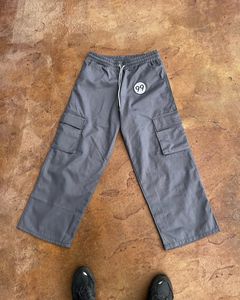 Pantalon de survêtement unisexe en coton pour l'été Patch brodé grande taille Poches cargo Pantalon de jogging moyen Nouveau design de tissu droit pour - Product Image 1