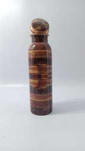 Botella de agua de cobre de forma redonda de la mejor calidad impresa con nuevos diseños Metal Drinkware a la venta - Product Image 2