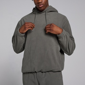 Ensemble de survêtement en molleton doux au toucher avec capuche et poches zippées pour homme, design nouveau, confortable, deux pièces - Product Image 1