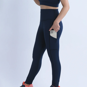 Women's Seamless High-Waisted Yoga <b>Leggings</b> <b>Pockets</b> Breathable Quick Dry Spandex/Nylon Fabric Customizable Logo Options Factory - Product Image 2