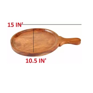 Bandeja para servir rectangular única con asa de madera natural plato para servir de madera de diseño moderno para restaurante y cocina - Product Image 3