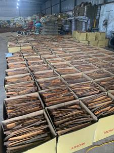 High Quality Fresh New Crop Split Cassia Cinnamon From Vietnam Dried Raw Processing <b>Single</b> <b>Spices</b> & <b>Herbs</b> - Product Image 5