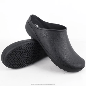 Zuecos de Cocina AP Chef Negros, Parte Superior de EVA, Suela de Goma, Transpirables, Resistentes al Aceite, Antideslizantes, Unisex, para Todas las Temporadas - Product Image 1