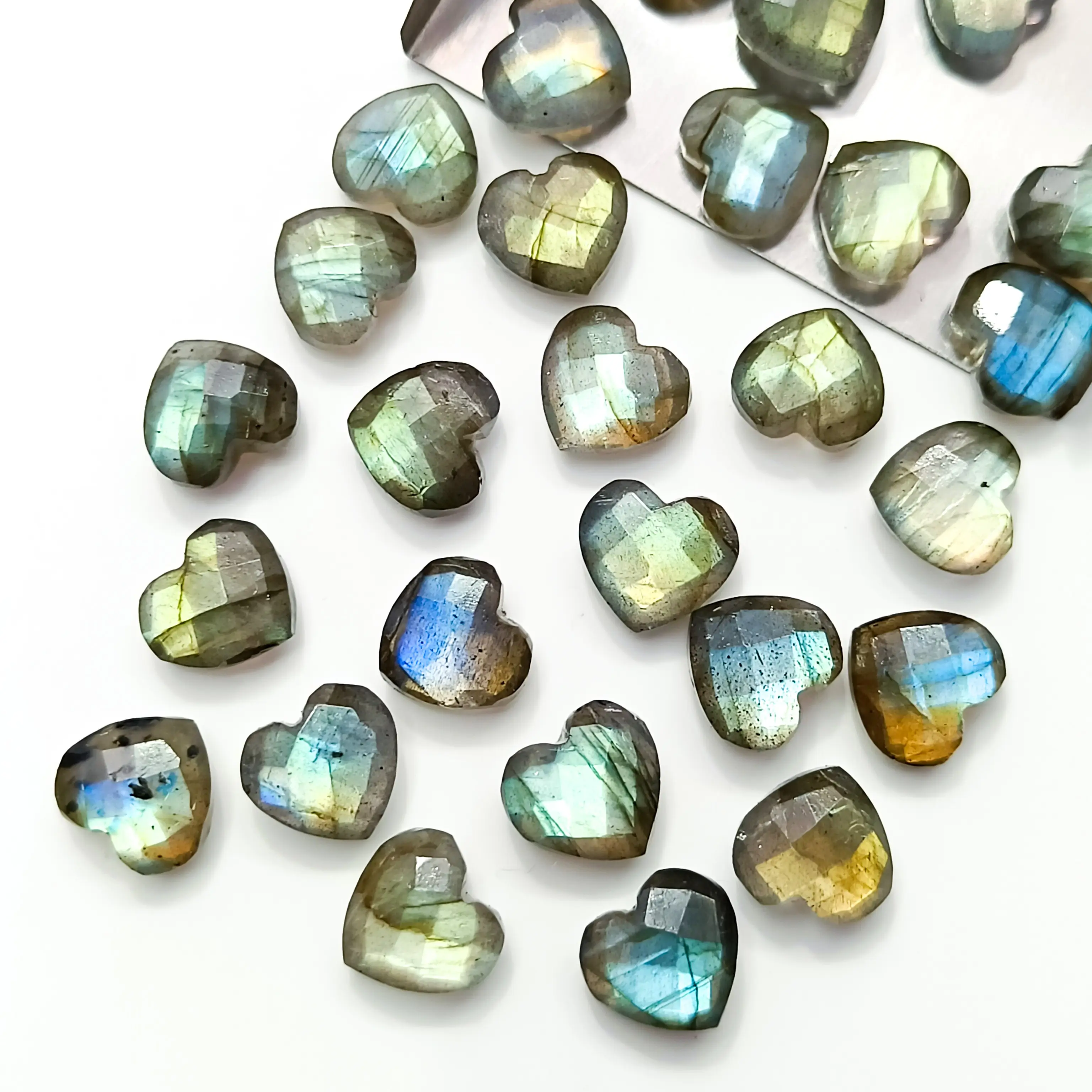 Lòe loẹt Labradorite Mặt Tay Chạm Khắc hình trái tim đá quý đồ trang sức làm 10mm - Labradorite Loose đá quý khắc briolette