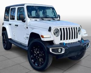 Jeep Wrangler Sahara SUV Automático 2023, Seminuevo - Product Image 2
