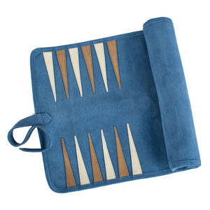 Juego de Ajedrez de Lujo con Estuche Enrollable, Piezas de Backgammon de Cuero PU Grabado para Fiestas y Regalos - Product Image 4