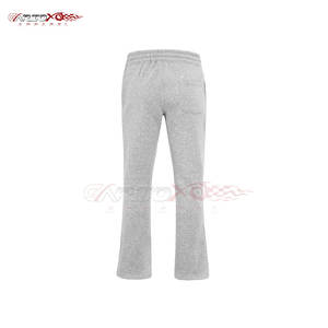 Pantalones de chándal Acampanados para hombre de inspiración vintage con dobladillo ancho y pantalón de hombre con diseño de ajuste relajado - Product Image 3