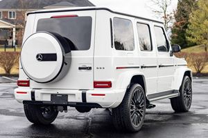 รถ SUV Mercedes-Benz AMG G63 ปี 2026 สภาพดี ใช้งานน้อย ประมาณ 300 ไมล์ เครื่องยนต์ V8 Twin-Turbo พวงมาลัยซ้าย/ขวา พร้อมแพ็คเกจตกแต่งภายใน ไมล์น้อย - Product Image 4