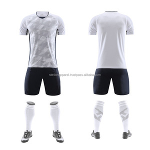 Nardon Apparel Mejor Diseño Personalizado Color y Tamaño Transpirable Manga Corta Uniforme de Fútbol Ligero de Fábrica - Product Image 1