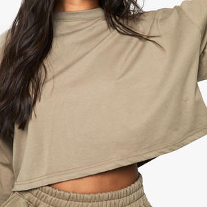 ชุดกางเกงขาสั้น2ชิ้นสำหรับผู้หญิงชุดกางเกงขาสั้นสำหรับผู้หญิงชุดสั้น2ชิ้นเสื้อครอปสำหรับใส่ในฤดูร้อนและจับคู่สีพื้นโลโก้ได้ตามต้องการ - Product Image 4