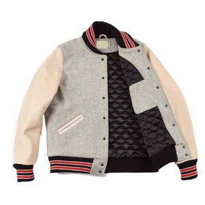 Veste de baseball varsity personnalisée OEM de haute qualité, broderie en chenille, manches en cuir, hiver - Product Image 2