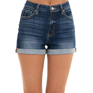 กางเกงขาสั้นผ้ายีนส์ของผู้หญิงสีฟ้า100% สไตล์ลำลองเป็นมิตรกับสิ่งแวดล้อม - Product Image 1