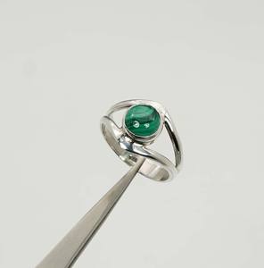 925เงินแท้เดือนพฤษภาคมหินมาลาไคต์พร้อมวงแหวนรูปตาตั้งขอบ - Product Image 4