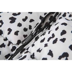 Veste d'extérieur décontractée pour hommes en toile légère Bomber matelassé d'hiver avec capuche coupe-vent Puffer Design Logo avant - Product Image 4