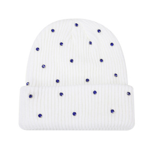 Bonnet en tricot côtelé en acrylique pour femme, couleur unie, chaud et épais pour l'hiver, avec perles - Product Image 4