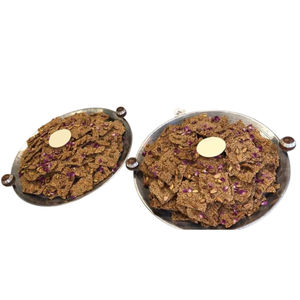 Plateau à chocolat rond en métal de qualité supérieure Plateau à chocolat doré au design attrayant pour les fêtes de mariage et tous les événements Prix le moins cher - Product Image 3