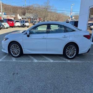 Toyota Avalon 2022 en PARFAIT ÉTAT - Product Image 3