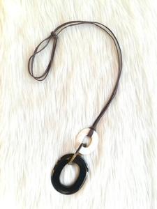 Collier pendentif en corne de buffle, bijoux tribaux naturels et durables pour femmes, haute qualité - Product Image 4