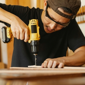 สกรูเจาะเกลียวด้วยตนเองสำหรับงานจัดแสดงและประกอบตู้โชว์สินค้าชั้นนำในตลาด - Product Image 4