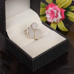 Bague fine en argent sterling 92,5 faite à la main, pierre précieuse Druzy blanche naturelle, coupe marquise, placage platine rhodium, 5,43g, 15x7mm/12x10mm - Product Image 4