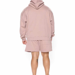 Conjunto de Sudadera con capucha y pantalones cortos ligeros de dos piezas para hombre, cuello con capucha estampado de temporada de invierno con cintura con cordón y ajuste relajado - Product Image 3