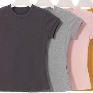 Nouveaux T-shirts personnalisés pour femmes - Prix de gros, couleur unie personnalisable, 100% coton, anti-plis, logo imprimé numériquement - Product Image 5