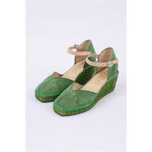 Alpargata cerrada con punta en cuña - Product Image 2