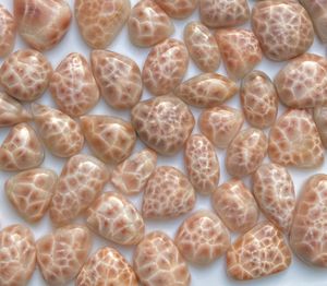 Gemas de Thomsonita Natural de Alta Calidad de Alba Gems, Piedras Sueltas de Diferentes Formas con Efecto de Luz de la India, 10 g-1 kg para la Fabricación de Joyas - Product Image 4