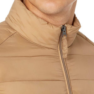 2025 Nueva chaqueta de invierno para hombre, superventas OEM personalizado Puffer con cuello con capucha y logotipo frontal, nueva moda North Puffer - Product Image 3