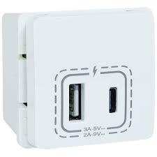 Durable USB Socket with 3A Rated Current for Automotive <b>and</b> <b>Electrical</b> Applications Copper <b>Contact</b> <b>Material</b> - Product Image 2