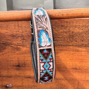 Collar de perro acolchado suave de cuero genuino 100% exclusivo con parte superior tallada a mano, proveedor indio, Fabricante Mayorista - Product Image 2