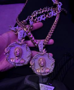 Pendentif personnalisé de luxe unisexe en argent sterling 925 plaqué or 18 carats certifié IGI avec diamants, disponible en prix d'exportation - Product Image 4