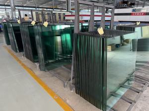 Balustrade en verre trempé à faible teneur en fer, transparent et sécurisé, 8 mm, 10 mm, 12 mm, fabriqué au Vietnam - Product Image 2