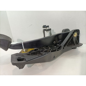 Pédale de frein MERCEDES Classe A (W177) A2472900000 608915(K9K) (18>) - Product Image 3