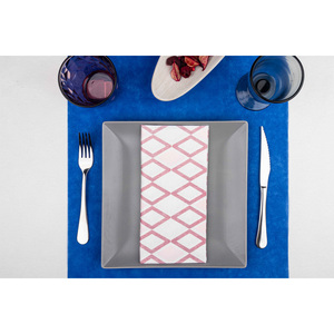 Serviettes blanches 48x48cm Tresmall à imprimé bordeaux, pliées 1/8, Bambulux Eco, 300 pièces, B2B - Product Image 2