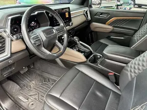 GMC Canyon Denali 2023 - Product Image 3