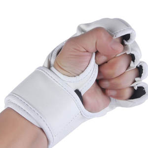 Guantes de MMA de Cuero Duradero para Entrenamiento y Sparring con Diseño Flexible, Estabilidad en la Muñeca, Ligeros y Características Personalizables - Product Image 5